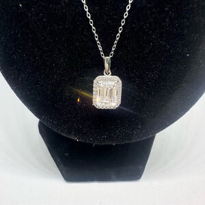 GRA 3 Ct Emerald Cut Halo Moissanite Necklace Pendant Chain.